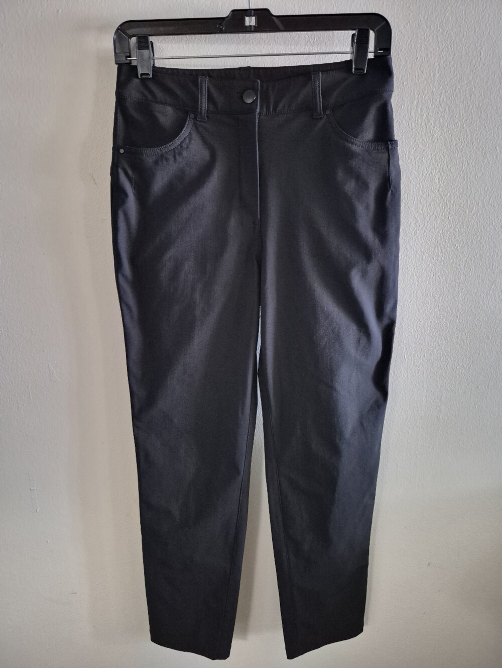 6) Lululemon City Sleek 5 Pocket 7/8 Length Zip Close w/ Button Pants